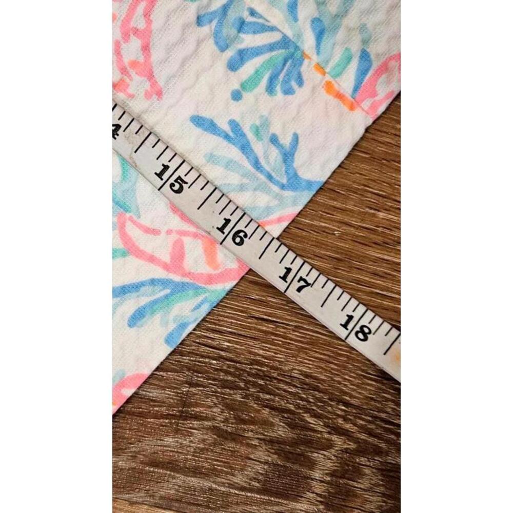 Lilly Pullitzer Skort with Colorful Crab and Coral Print-Size 6 - Picture 5 of 8
